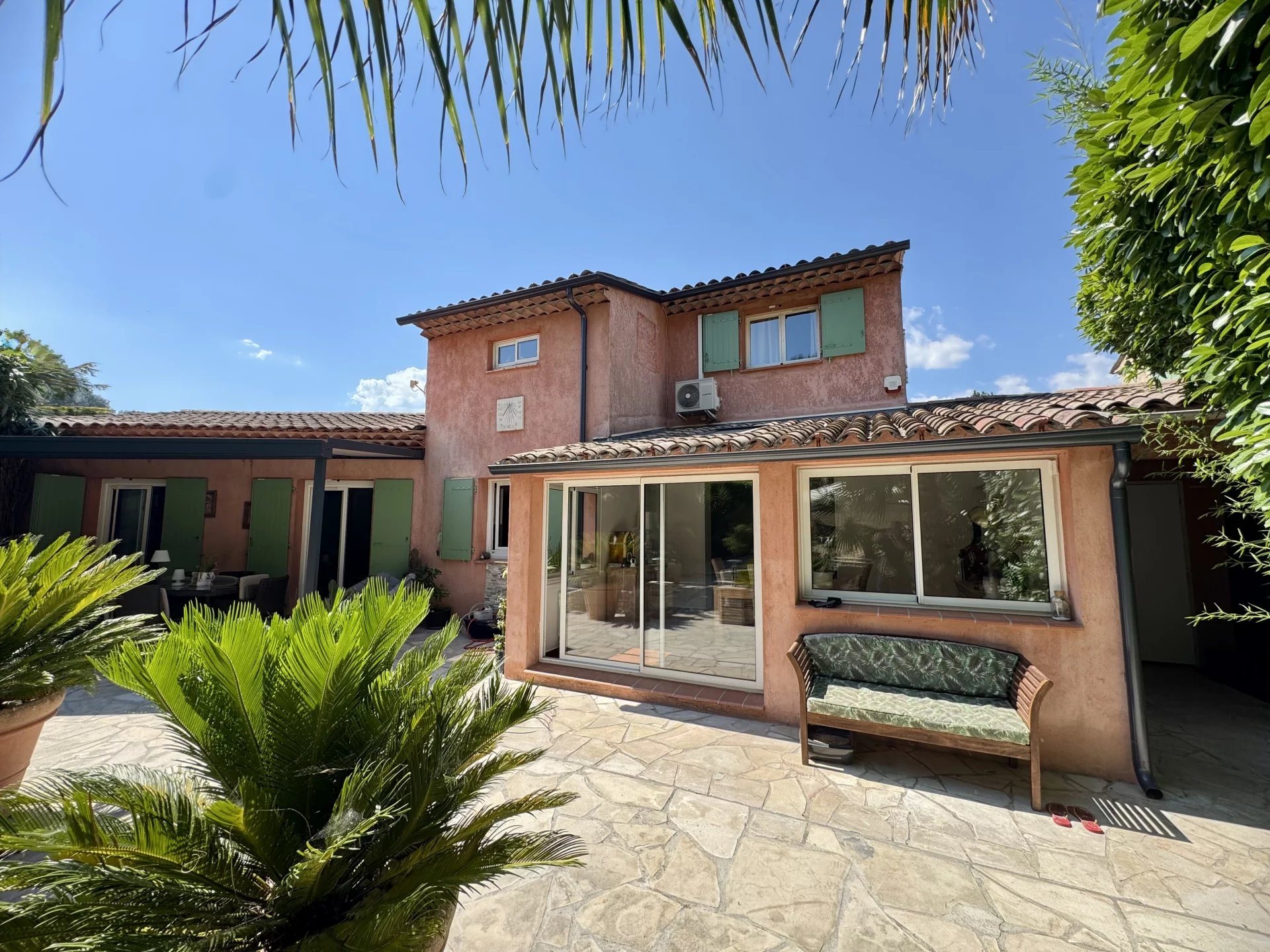 Maison à vendre, 150m², Auribeau-sur-Siagne