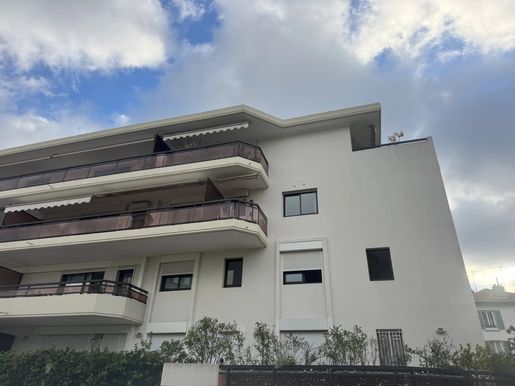 Parking · Cannes (Alpes-Maritimes) · 45 000 €