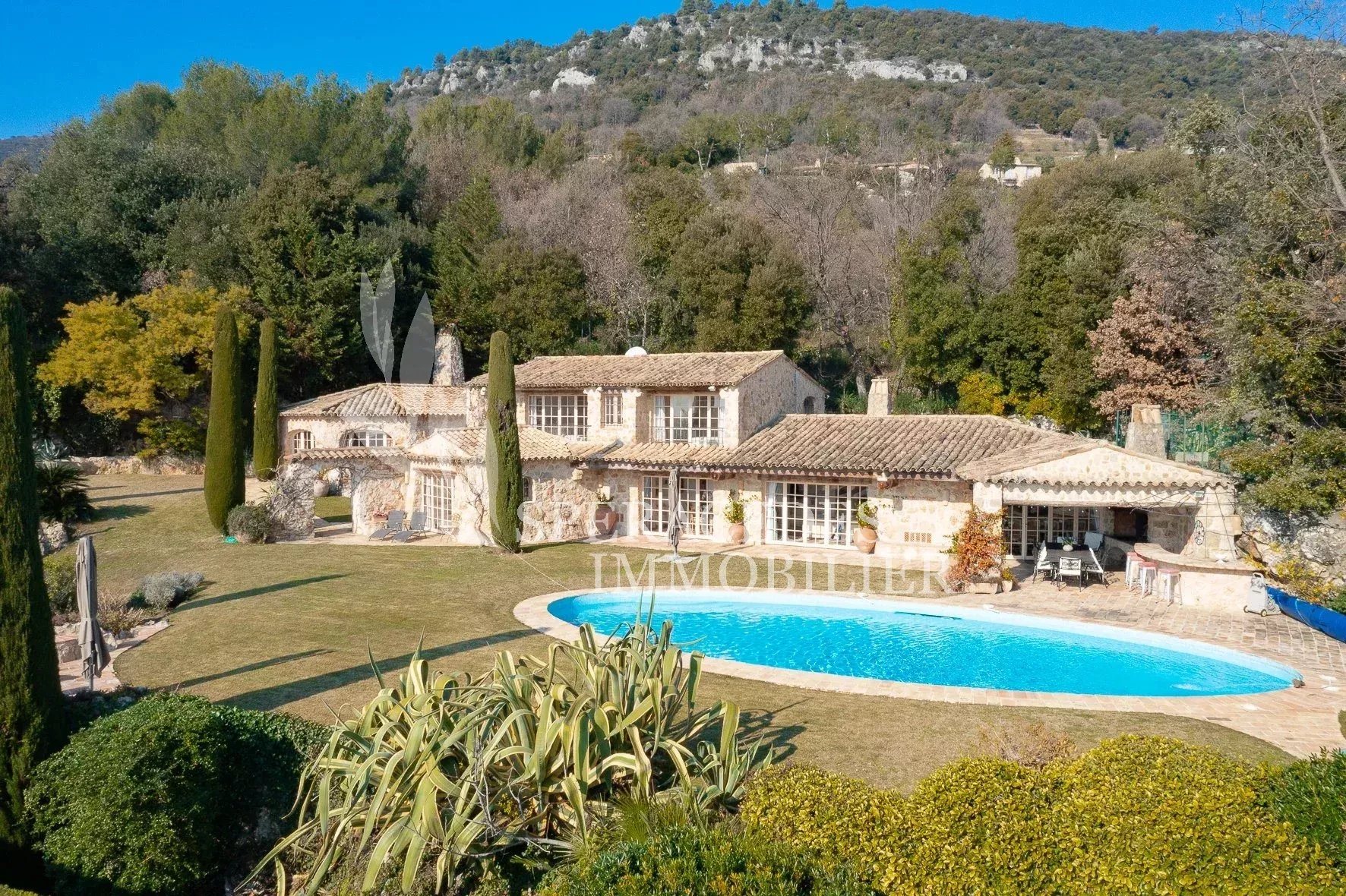 Maison à vendre, 420m², Tourrettes-sur-Loup