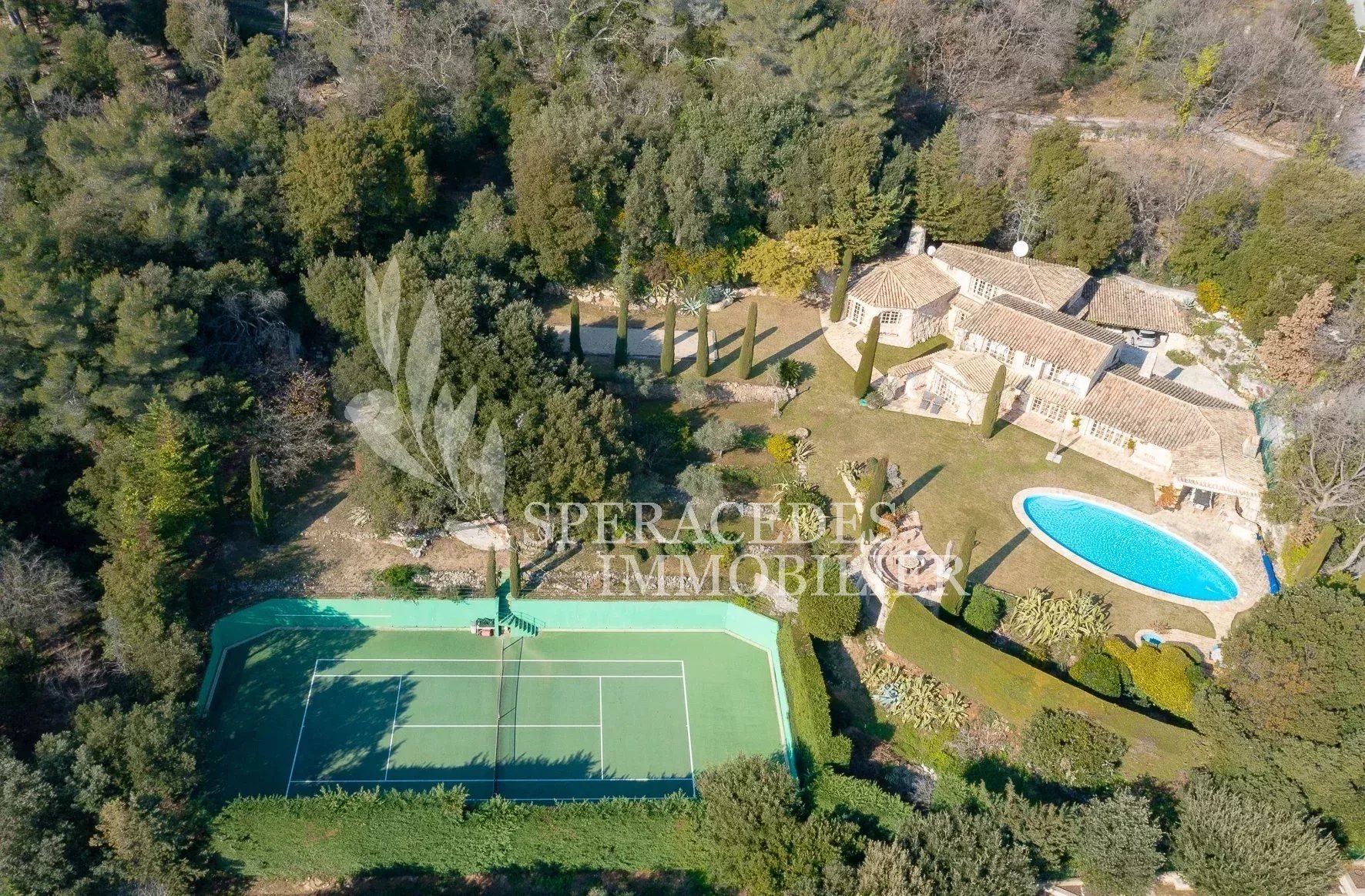 Maison à vendre, 420m², Tourrettes-sur-Loup