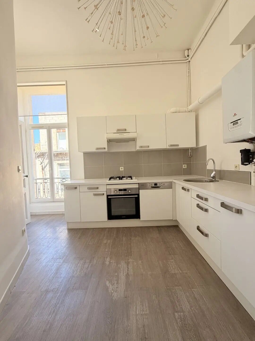 Appartement à louer, 124m², Nîmes