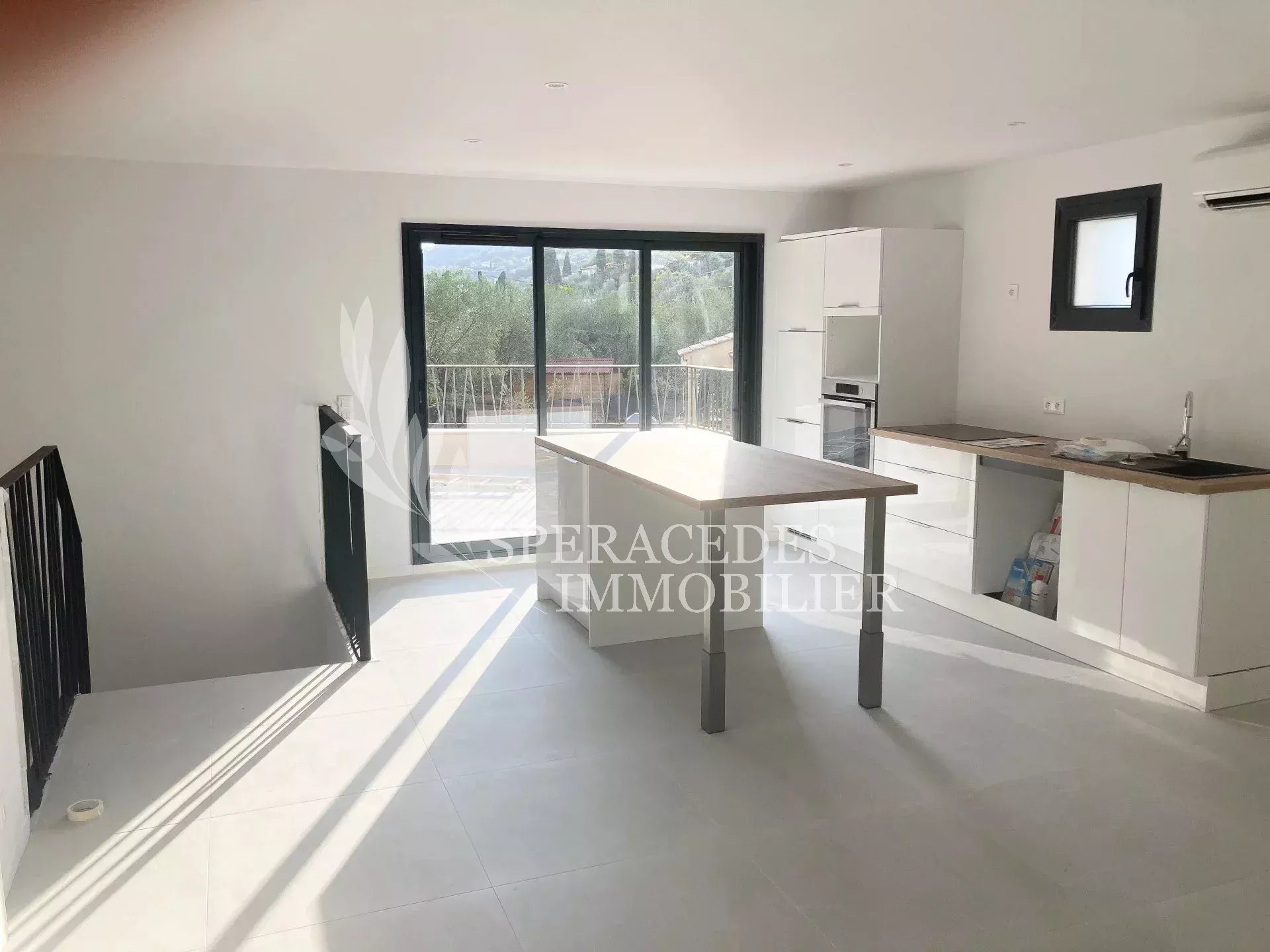 Appartement à vendre, 64m², Spéracèdes