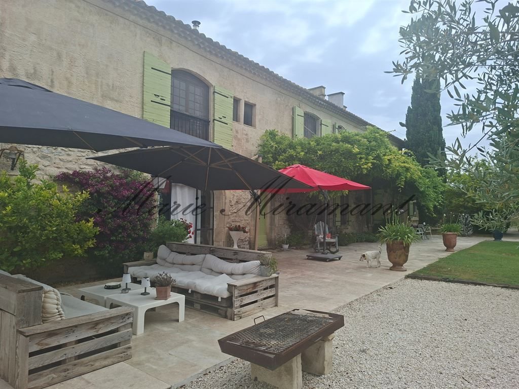 Appartement à vendre, 450m², Arles