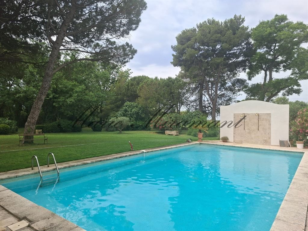 Appartement à vendre, 450m², Arles