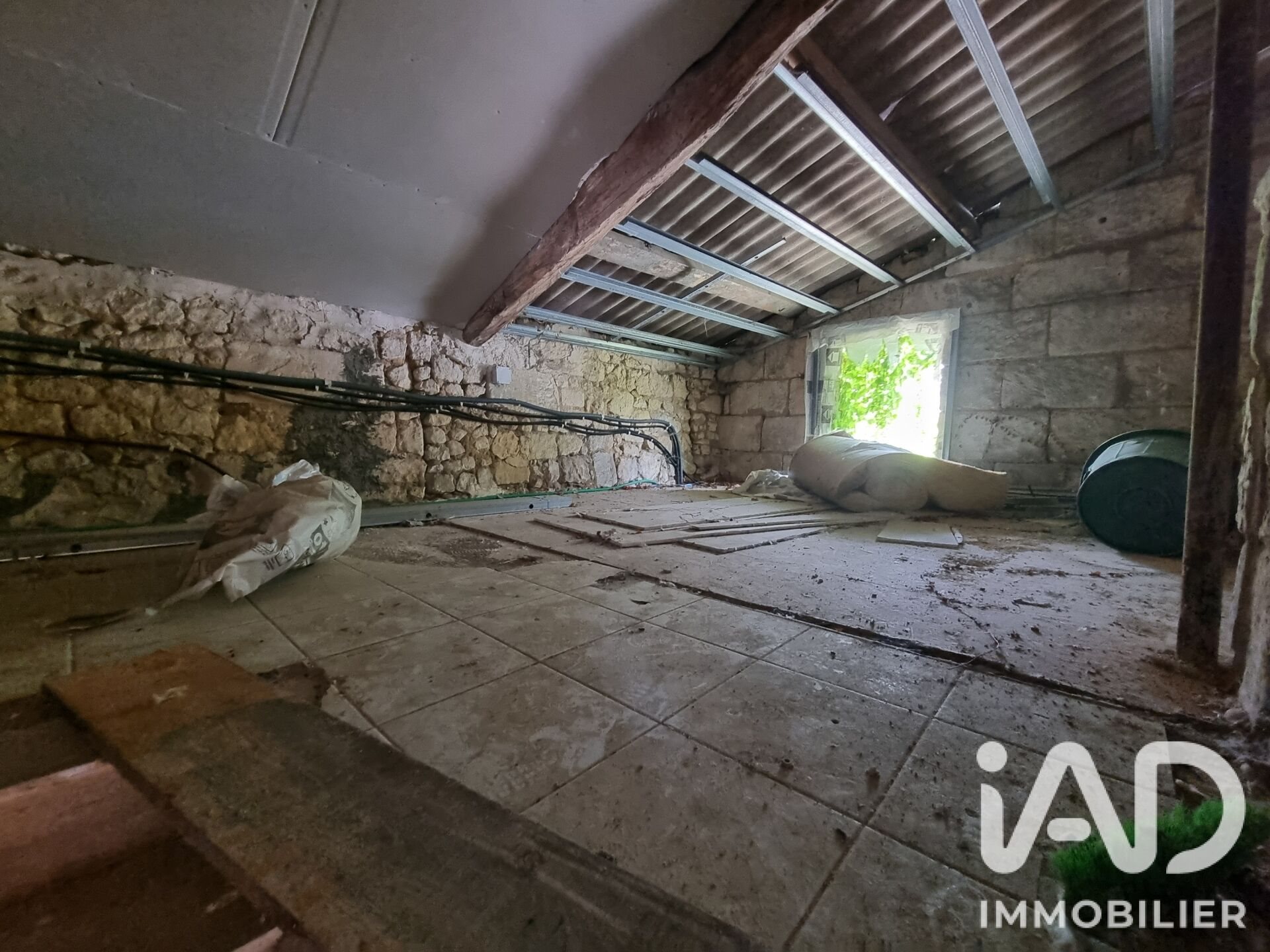 Maison à vendre, 27m², Le Puy-Notre-Dame