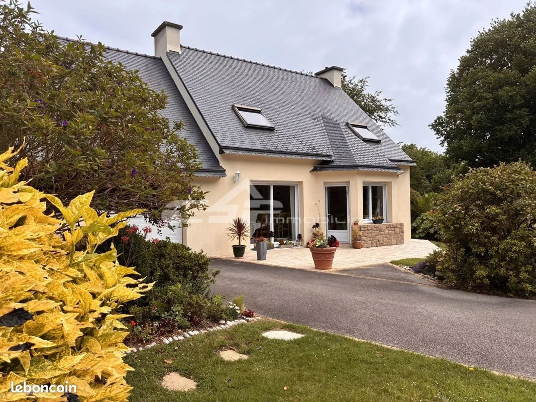 Maison à vendre, 121m², Plougonvelin