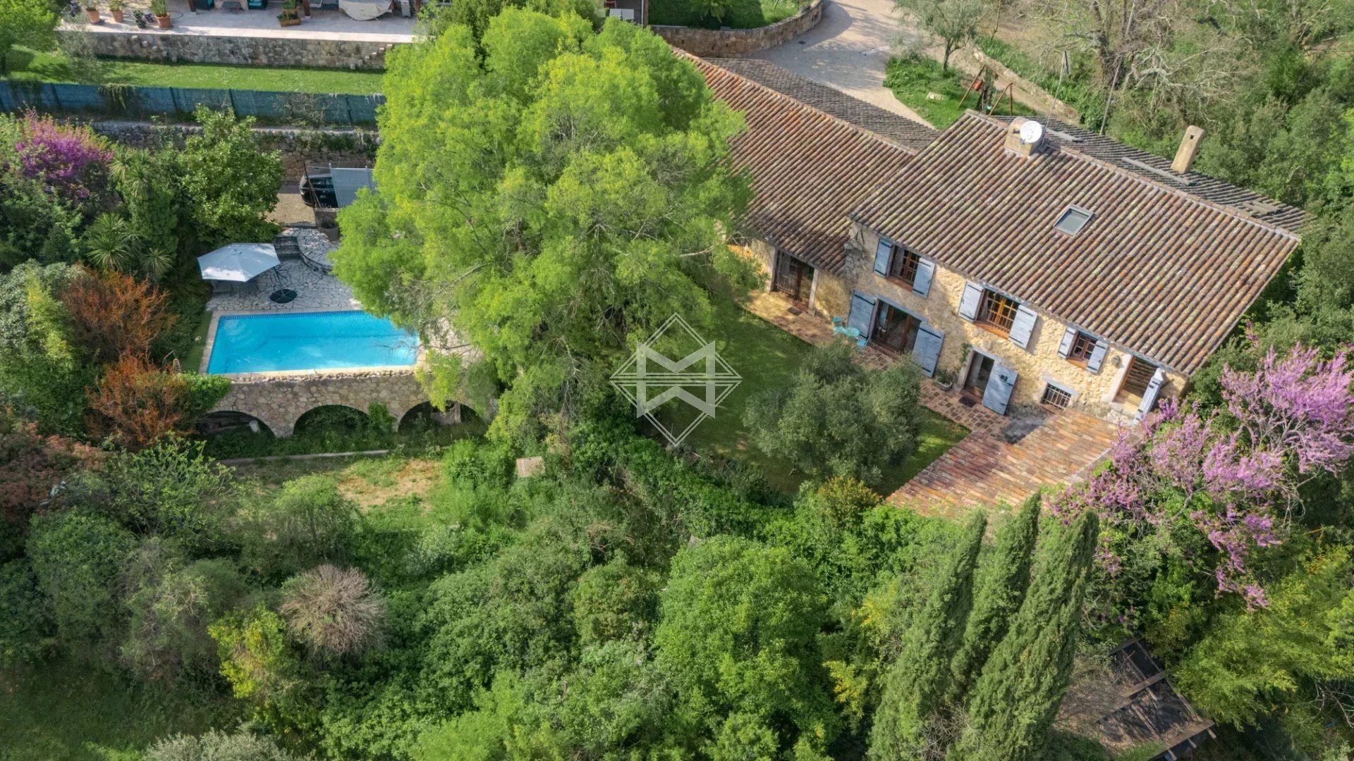 Maison à vendre, 248m², Montauroux