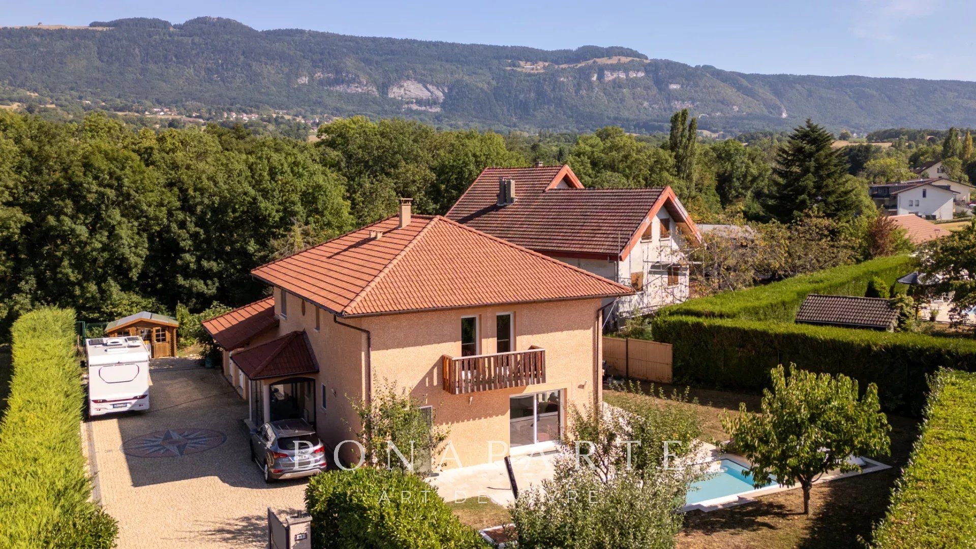 Maison à vendre, 222m², Neydens