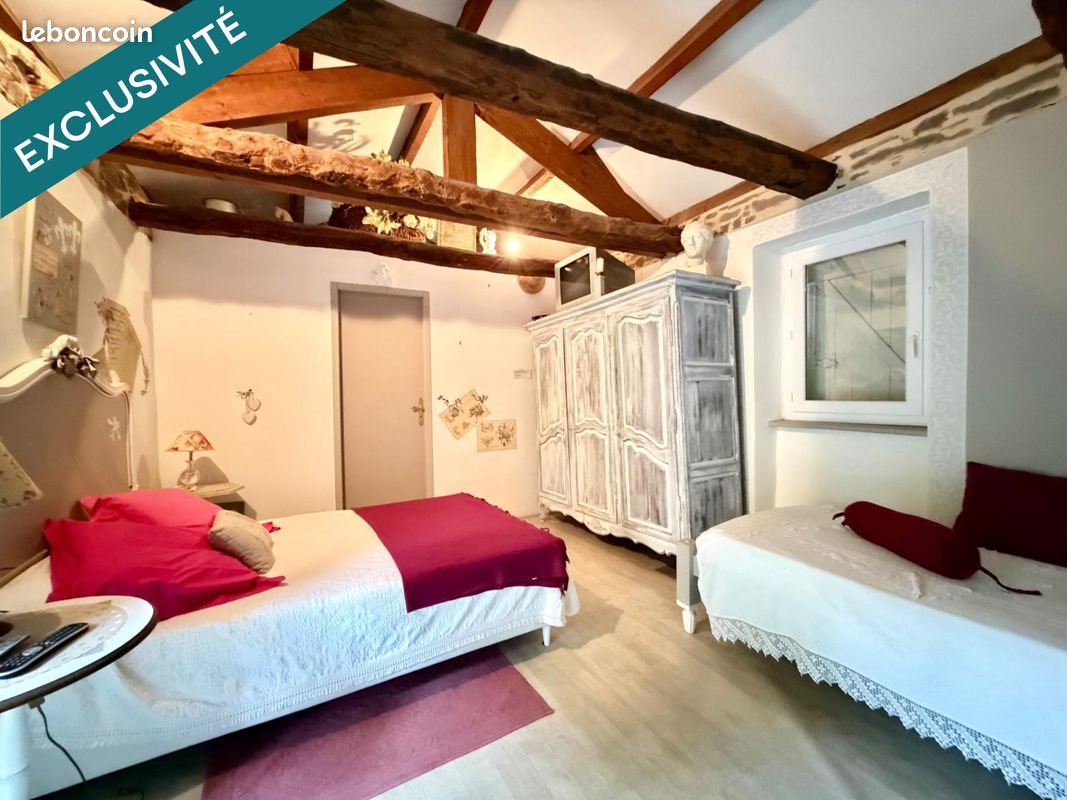Maison à vendre, 210m², Saint-Victor-et-Melvieu