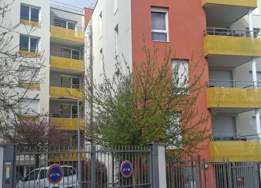 Appartement à vendre, 39m², Vénissieux