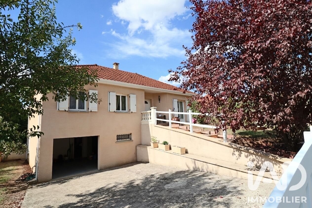 Maison à vendre, 104m², Saint-Yorre