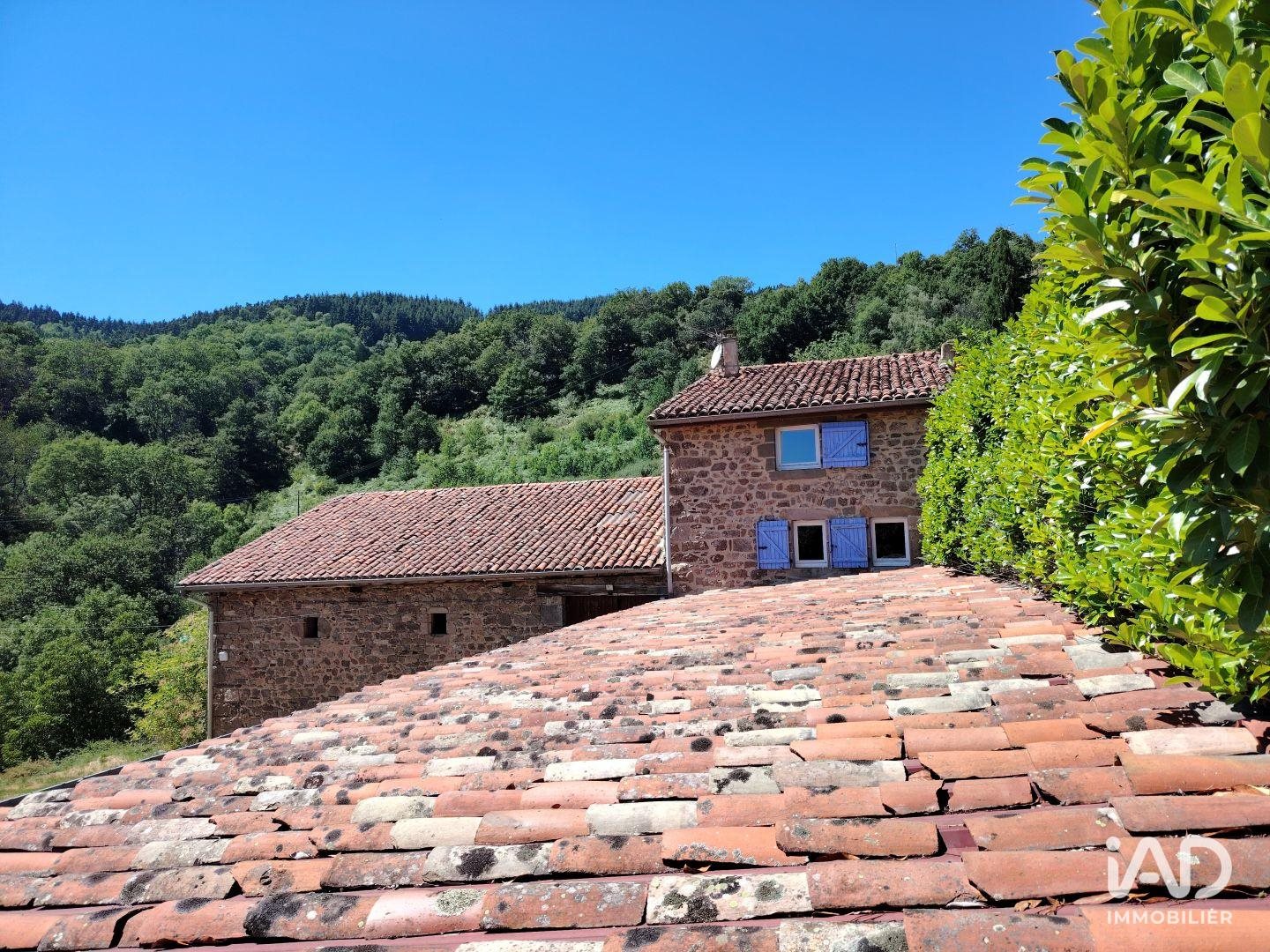 Maison à vendre, 107m², Bourg-Argental
