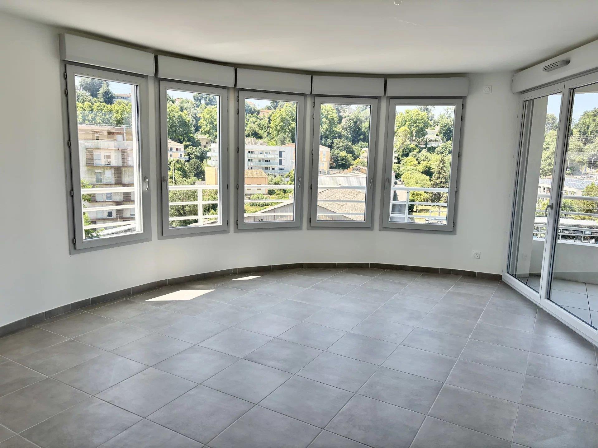 Appartement à vendre, 65m², Cagnes-sur-Mer