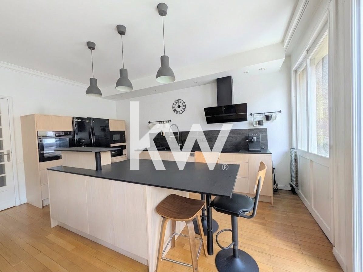 Appartement à vendre, 186m², Saint-Priest-en-Jarez