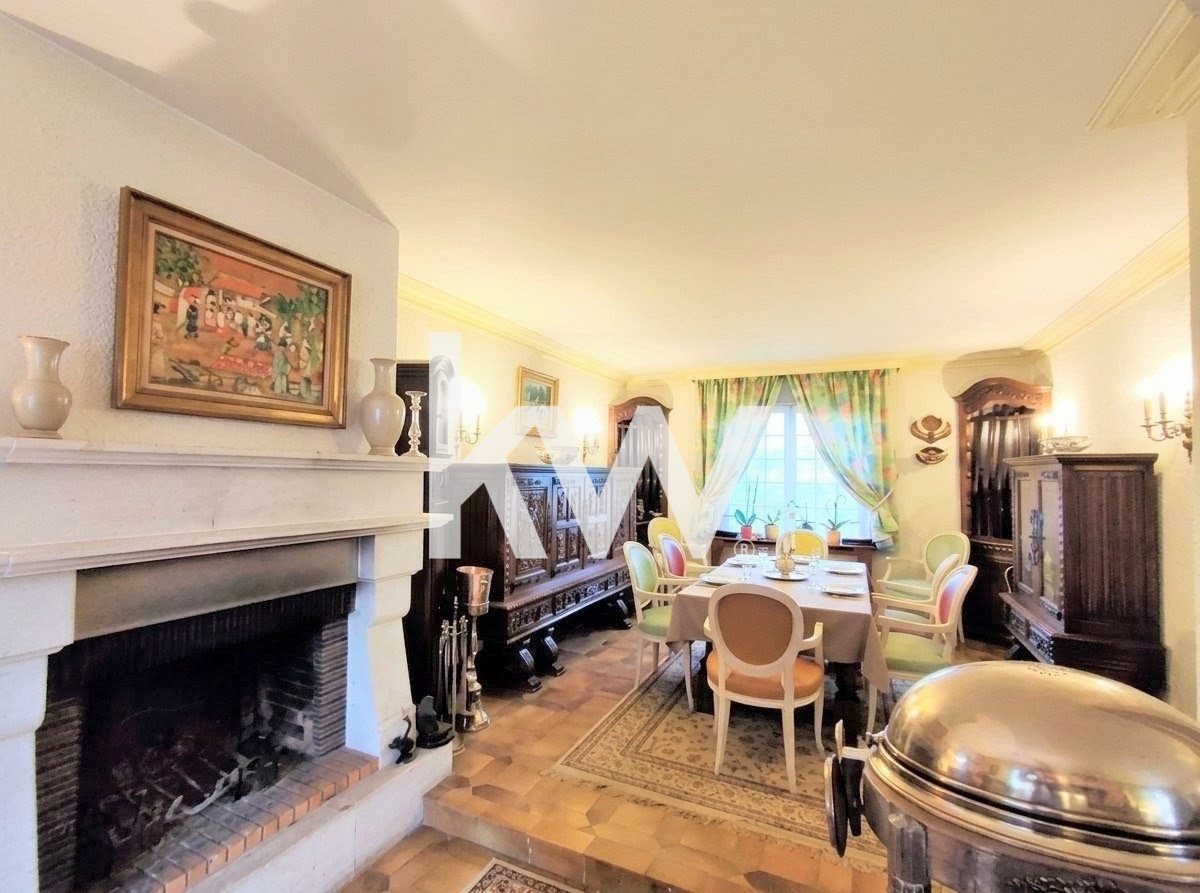 Maison à vendre, 257m², Montrond-les-Bains