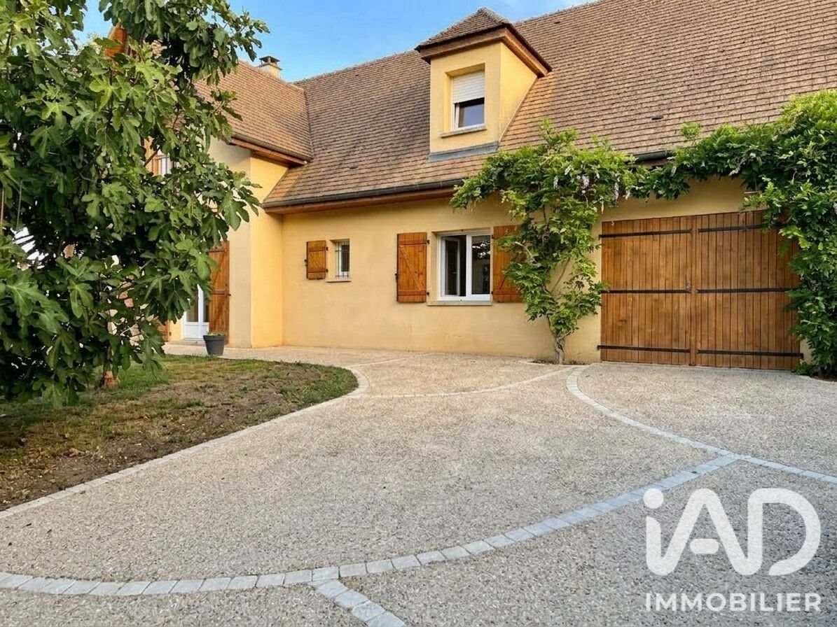 Maison à vendre, 172m², Saint-Ambreuil