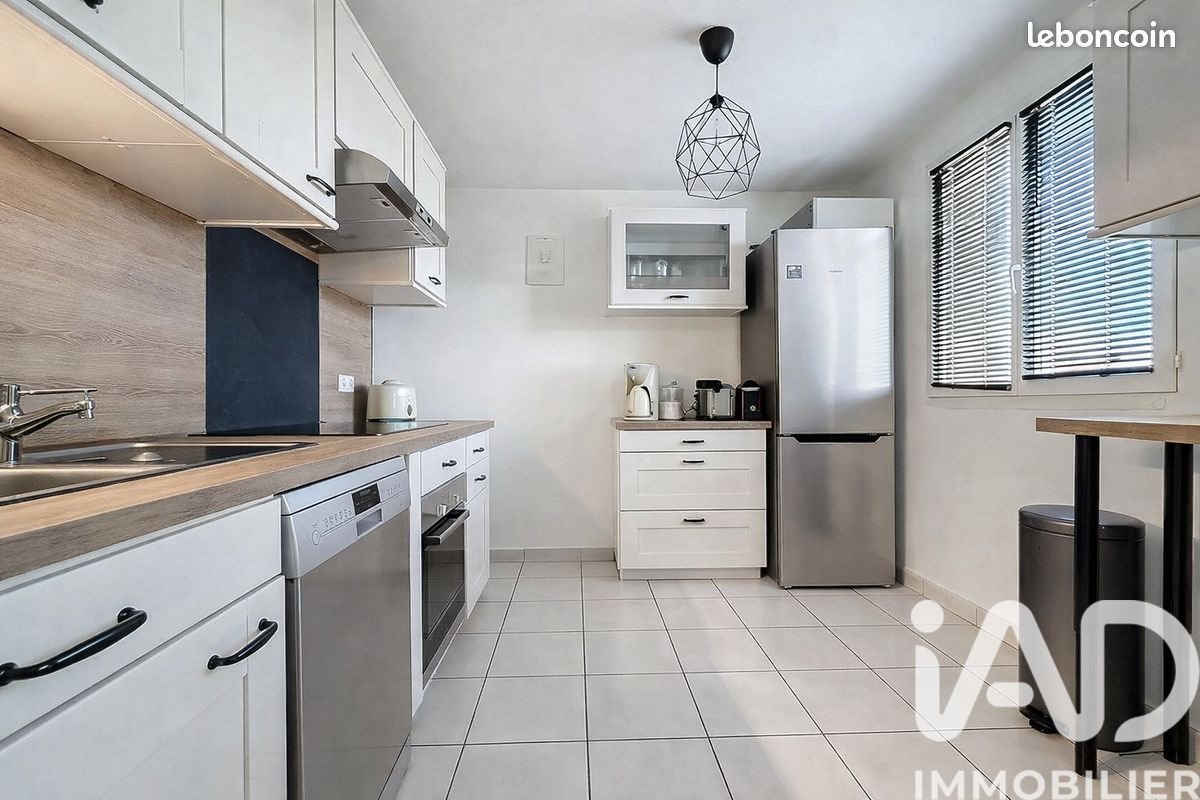 Appartement à vendre, 83m², Mandres-les-Roses