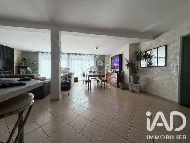 Maison à vendre, 216m², Nanteuil-le-Haudouin