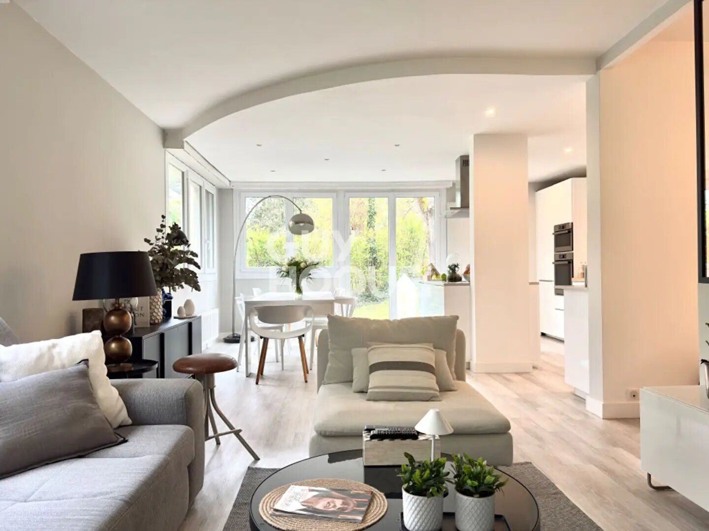 Appartement à vendre, 96m², Etiolles