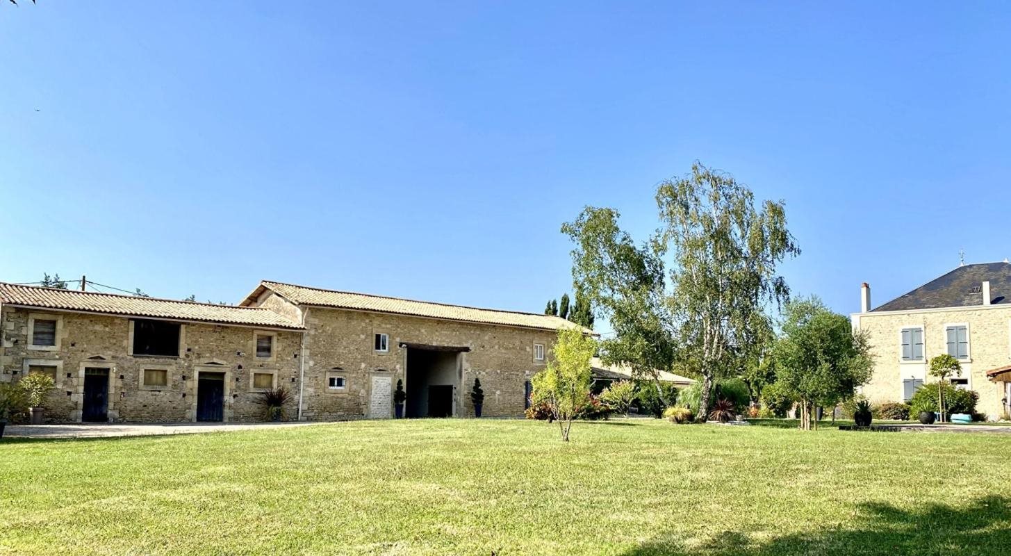 Maison à vendre, 218m², Saint-Maixent-l'Ecole