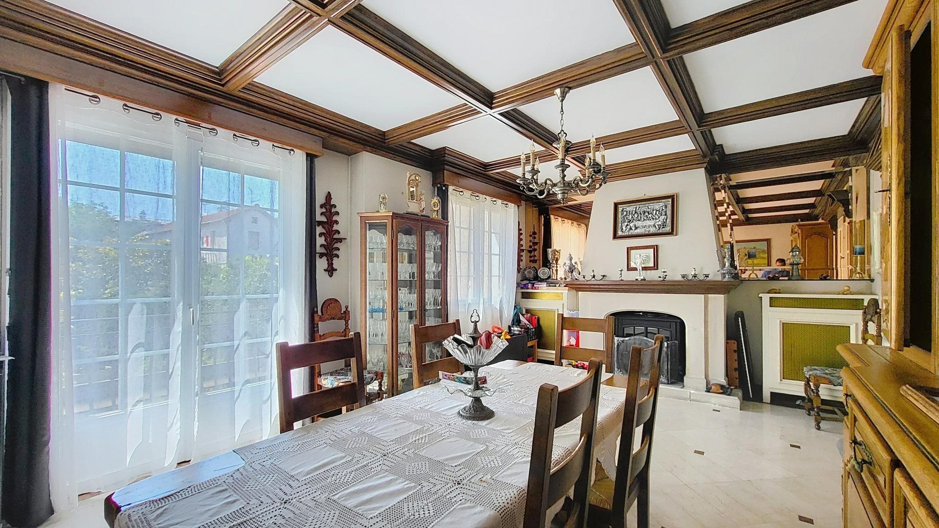 Maison à vendre, 303m², Thiais