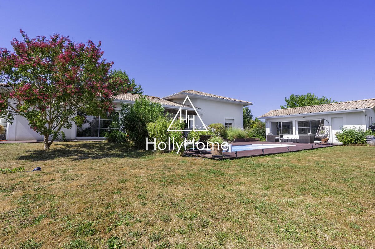 Maison à vendre, 230m², Carignan-de-Bordeaux
