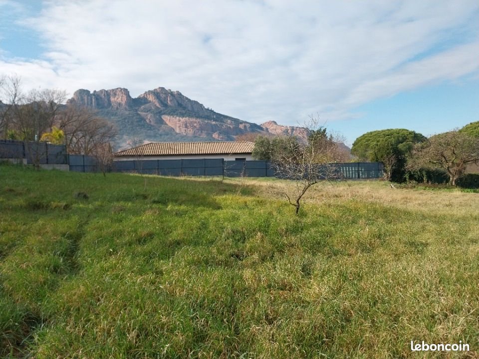 Maison à vendre, 130m², Roquebrune-sur-Argens