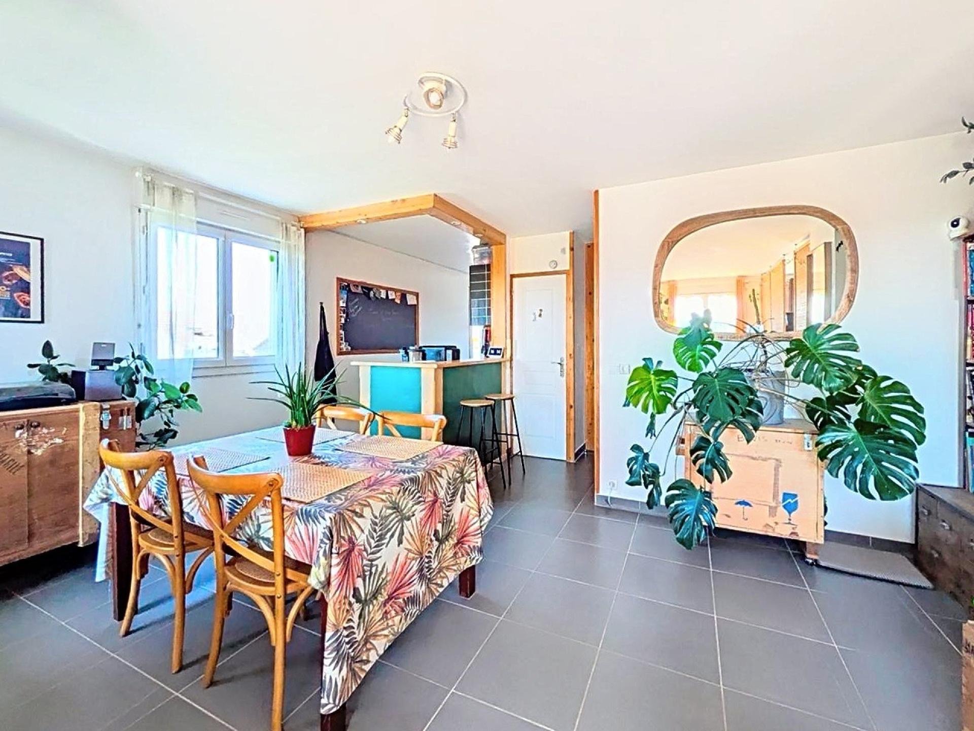 Appartement à vendre, 66m², Bobigny