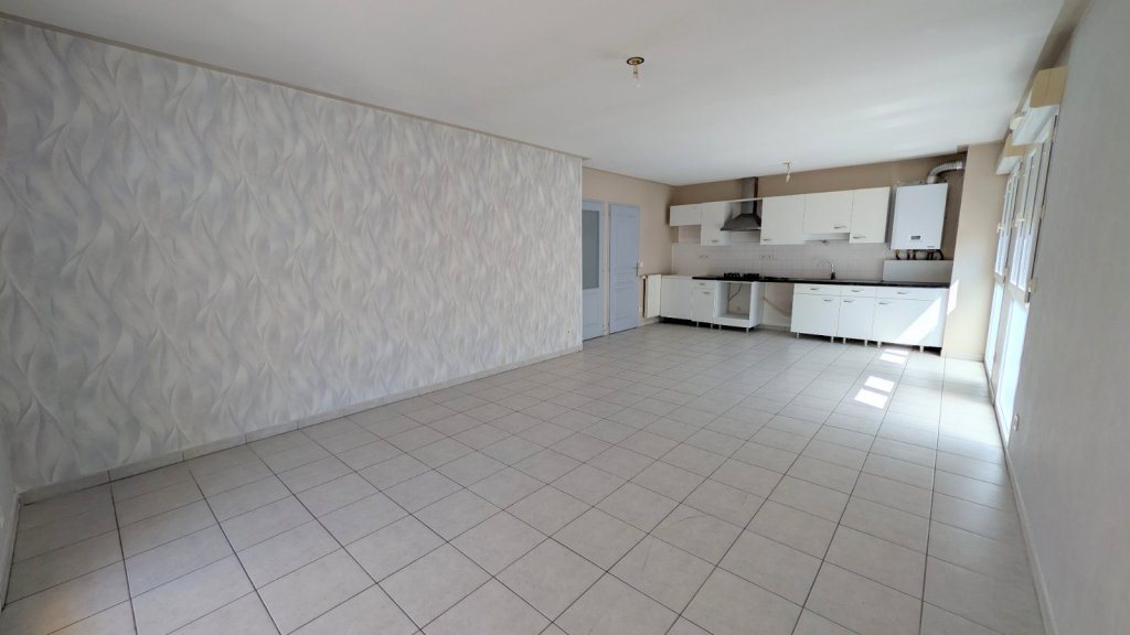 Appartement à vendre, 69m², Challes-les-Eaux