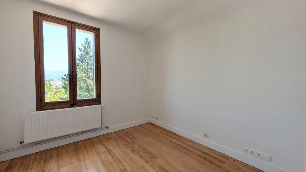 Maison à louer, 104m², Cognin