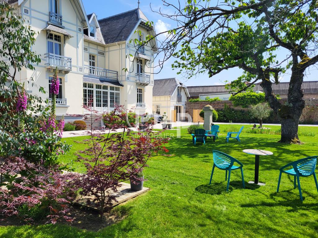 Maison à vendre, 390m², Saint-Etienne-au-Mont