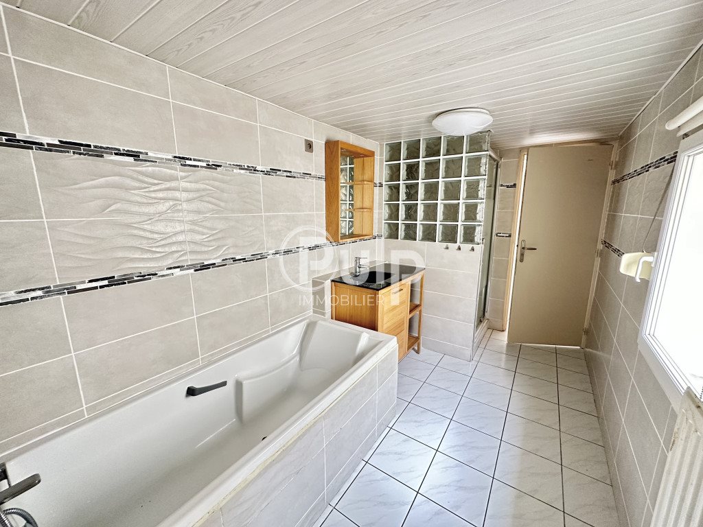 Maison à vendre, 95m², Salomé