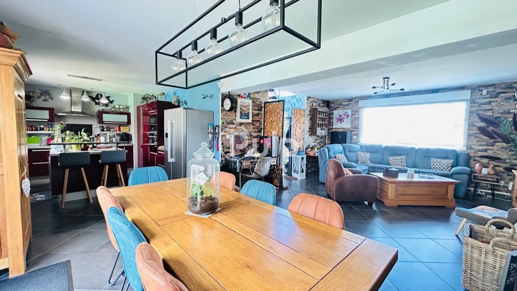 Maison à vendre, 128m², Avion
