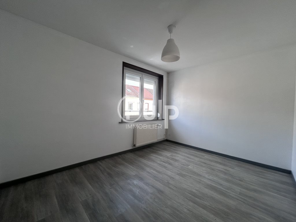 Maison à louer, 79m², Lillers