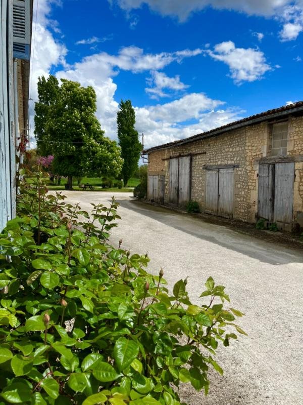 Maison à vendre, 148m², Baignes-Sainte-Radegonde