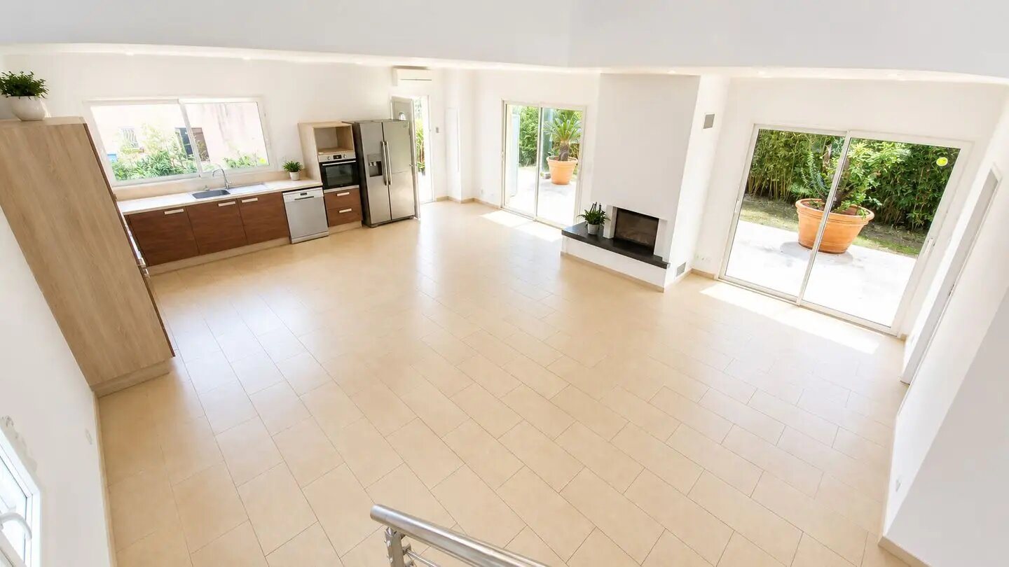 Maison à louer, 150m², Alata