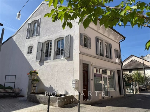 Maison 7 pièces 156 m² · à Divonne-les-Bains · 156 m² · 980 000 €