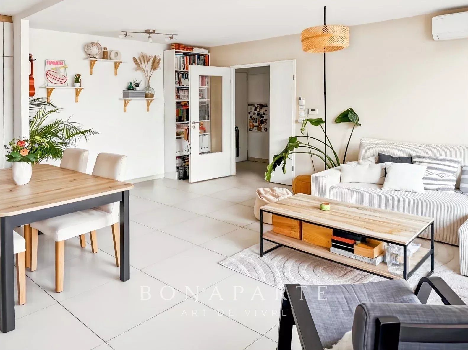 Appartement à vendre, 63m², Ferney-Voltaire