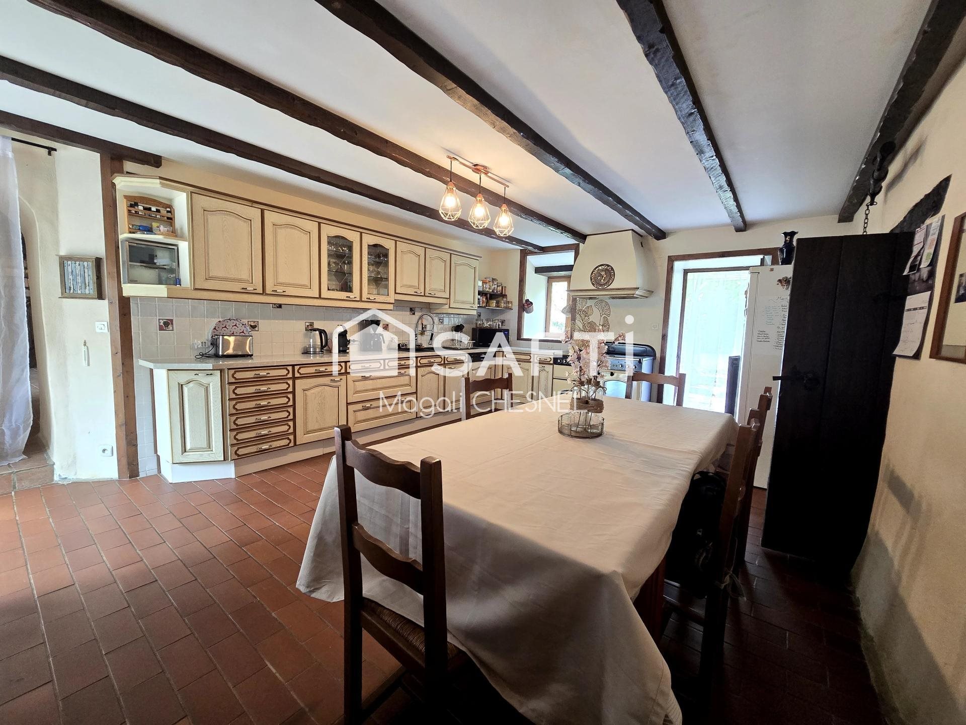 Maison à vendre, 218m², Combourg