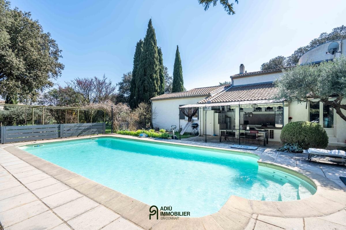 Maison à vendre, 188m², Uzès