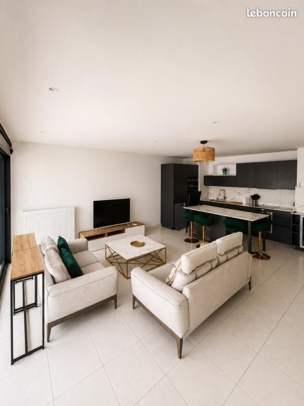 Appartement à louer, 90m², Bordeaux