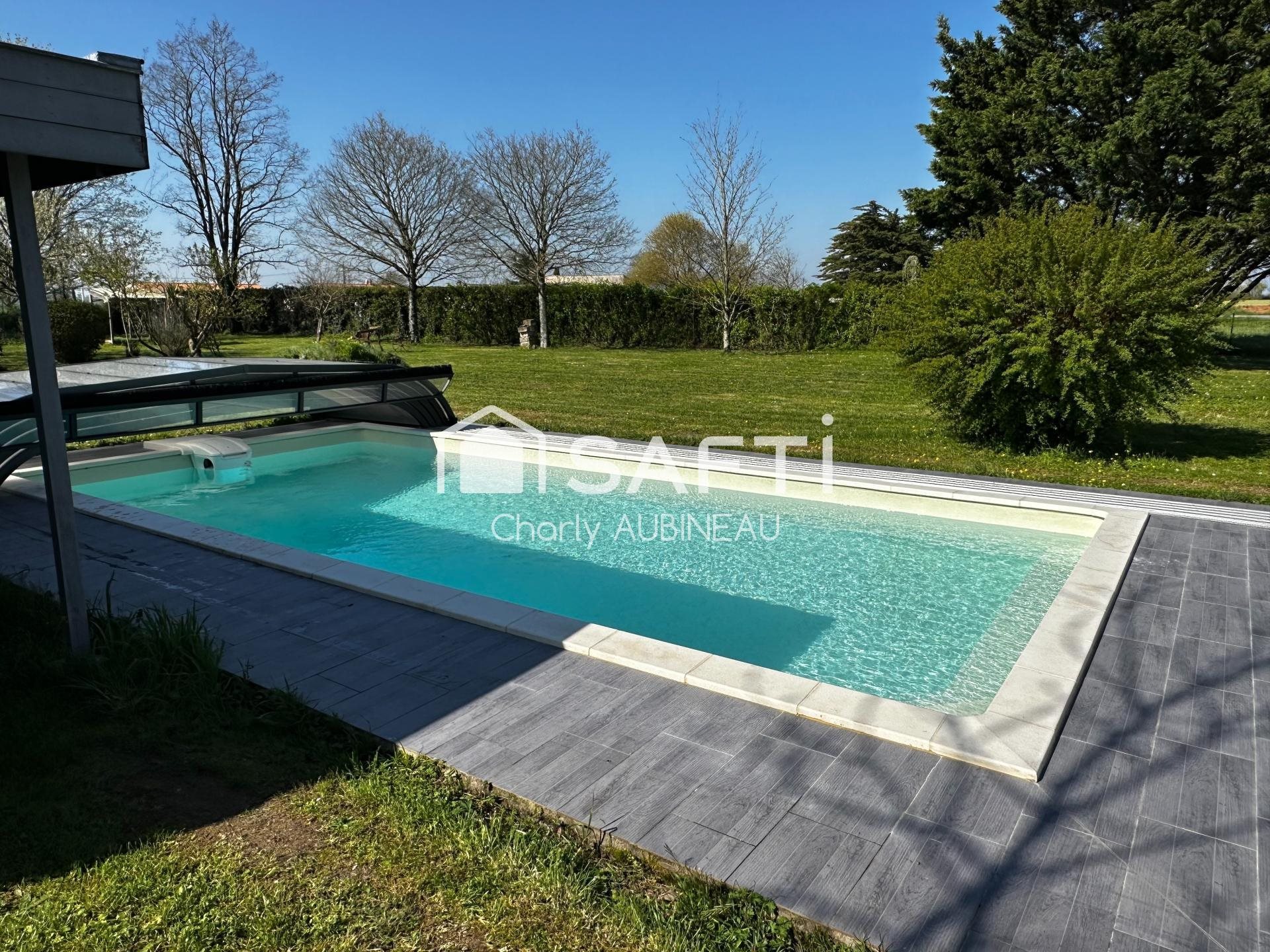 Maison à vendre, 140m², Beauvoir-sur-Niort
