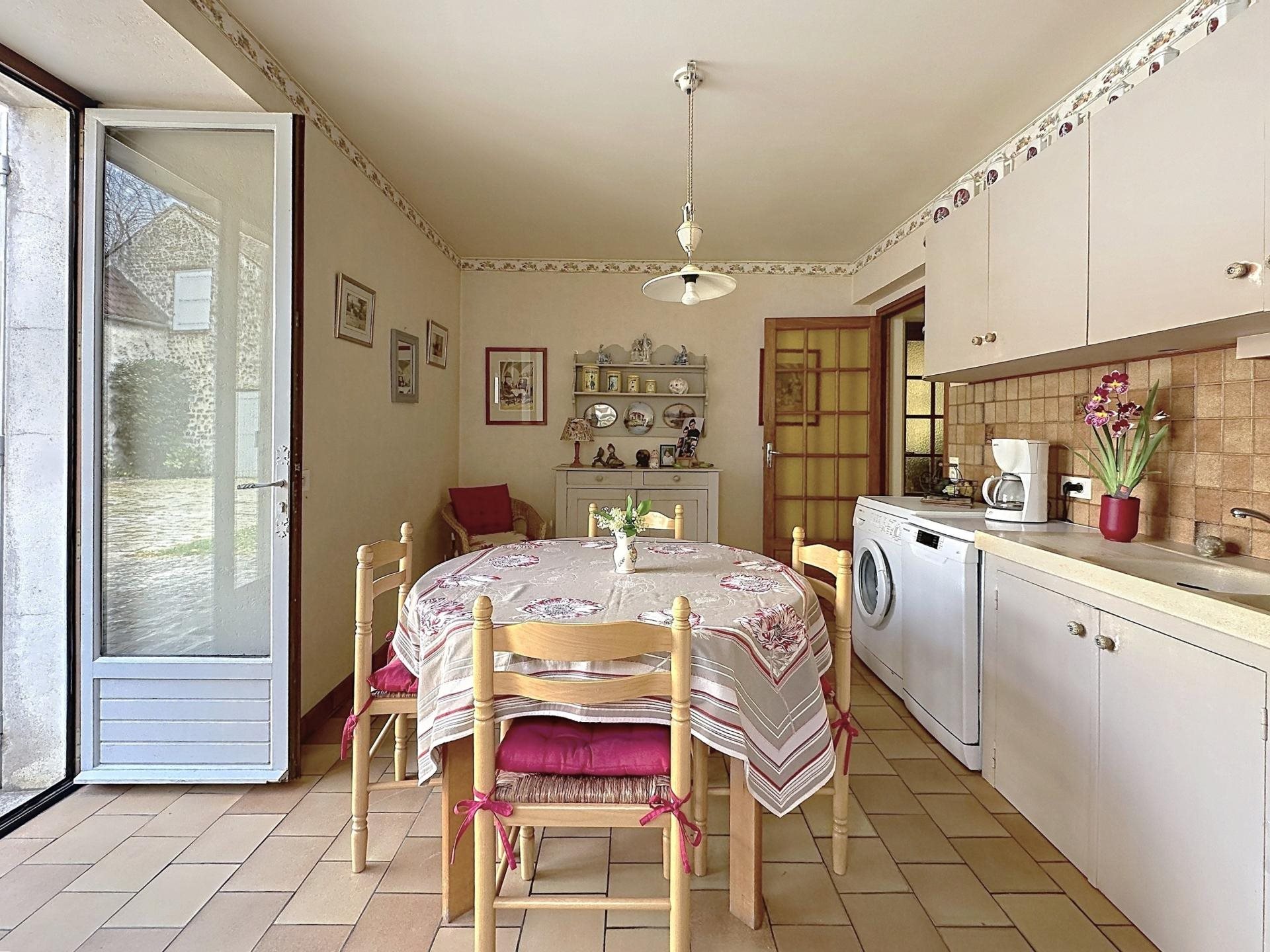 Maison à vendre, 111m², Noisy-sur-Ecole