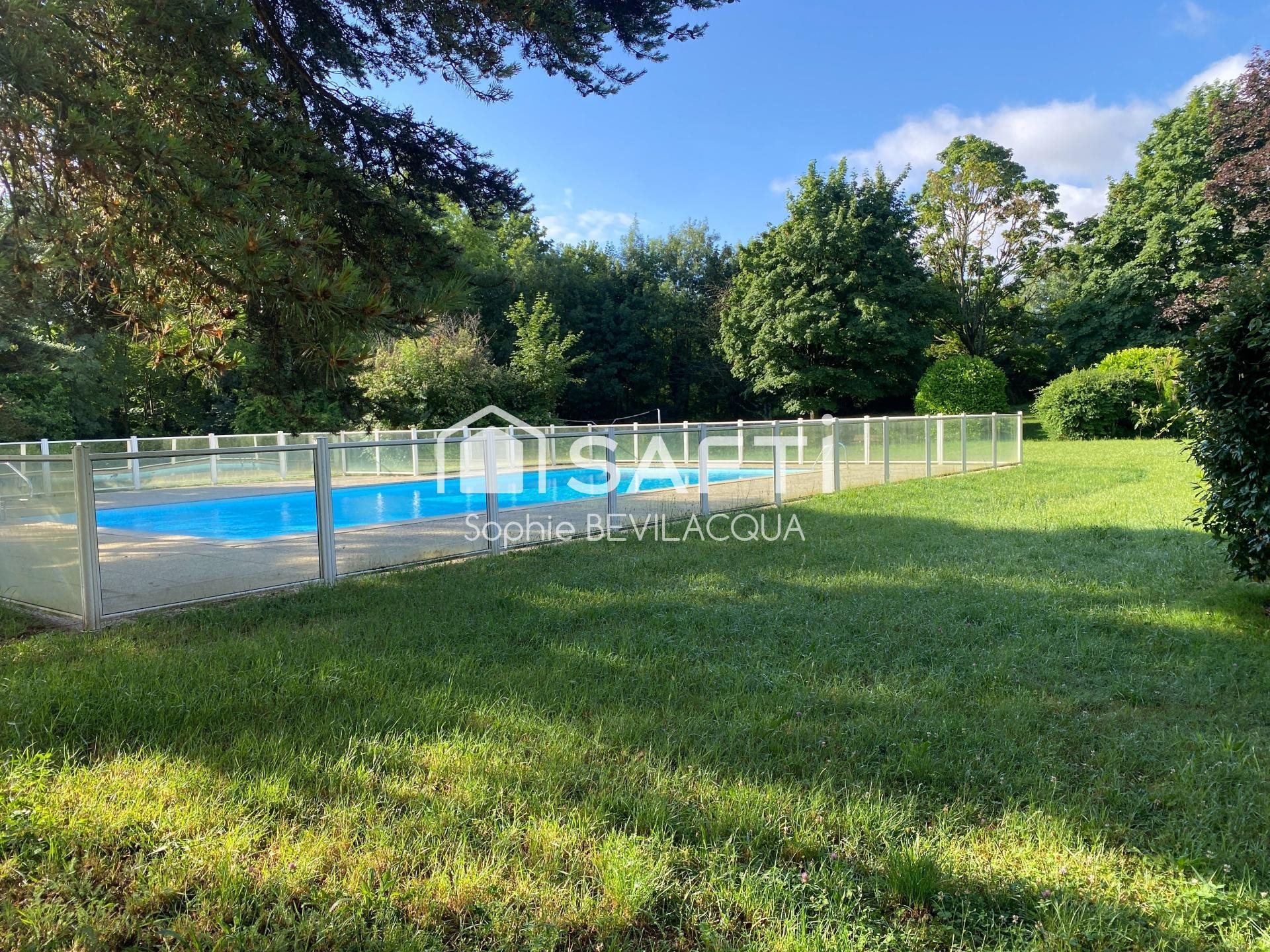 Maison à vendre, 140m², Sathonay-Village