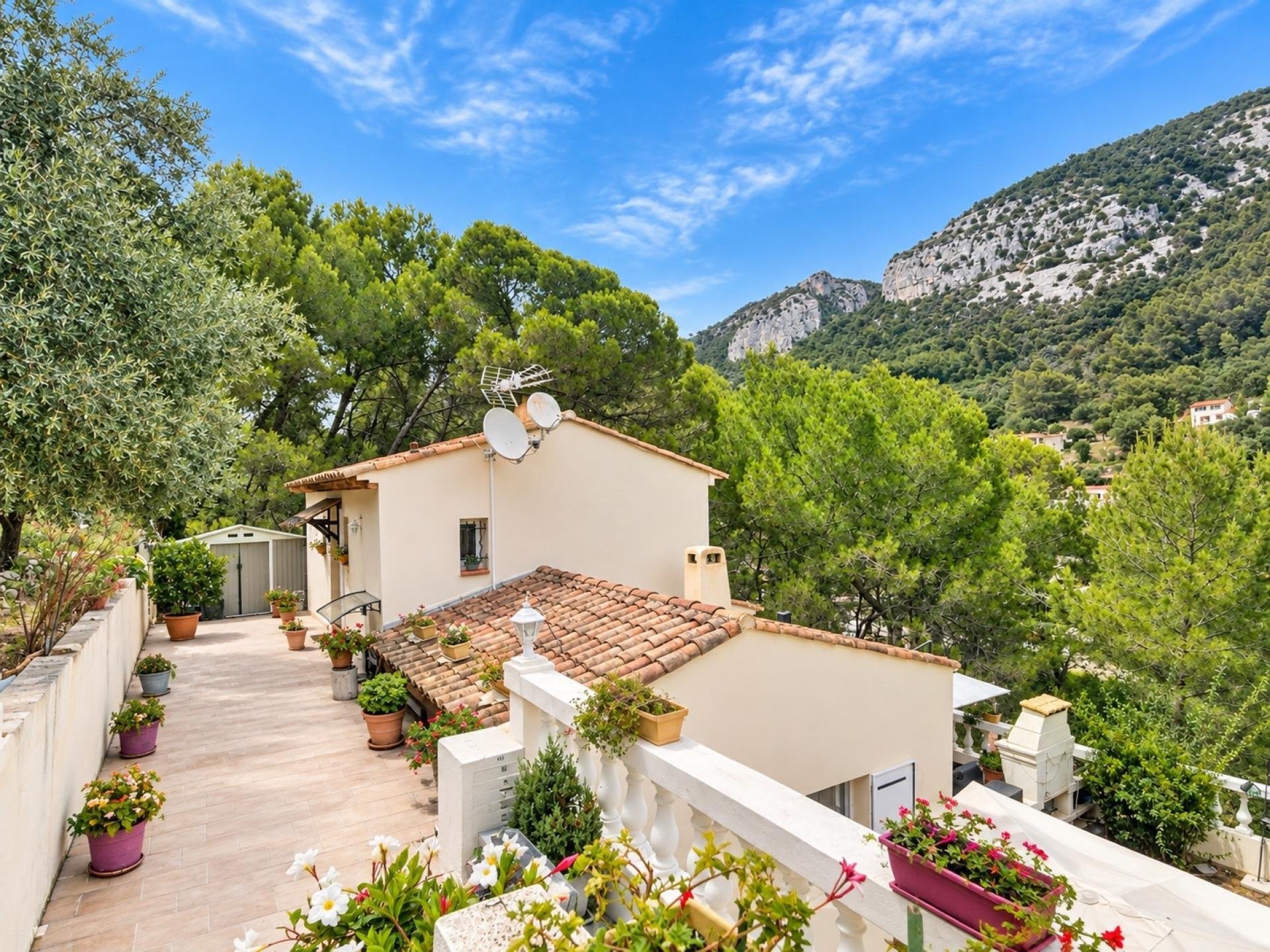 Maison à vendre, 111m², Tourrette-Levens