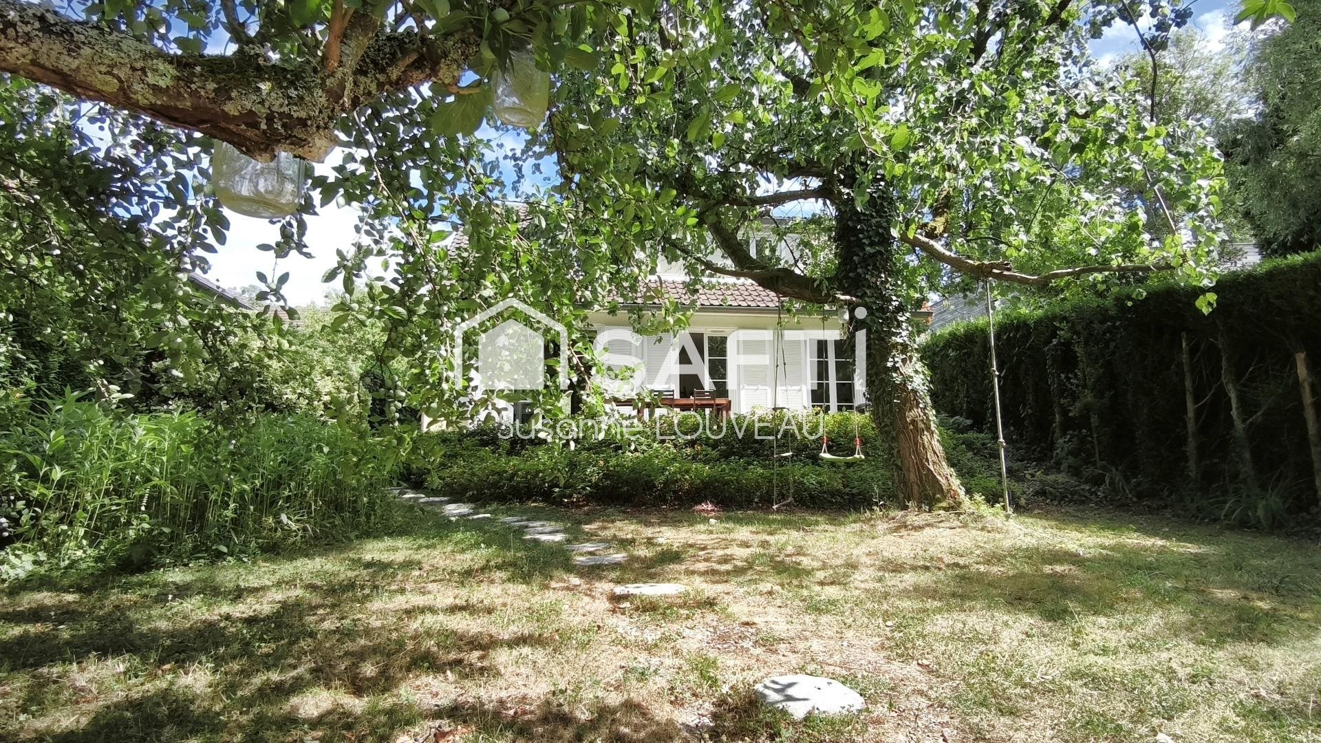 Maison à vendre, 127m², L'Étang-la-Ville