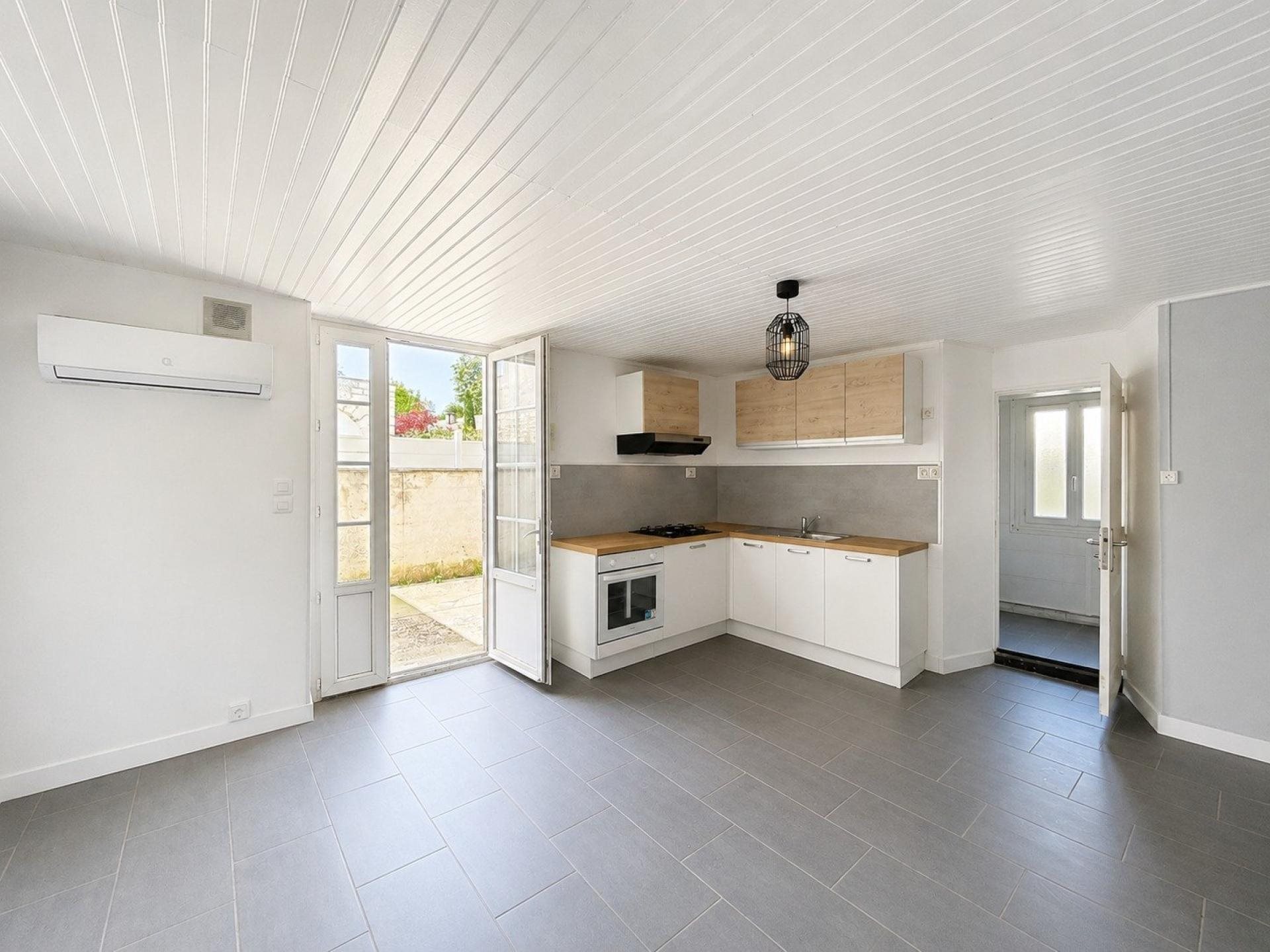 Appartement à vendre, 100m², Gond-Pontouvre