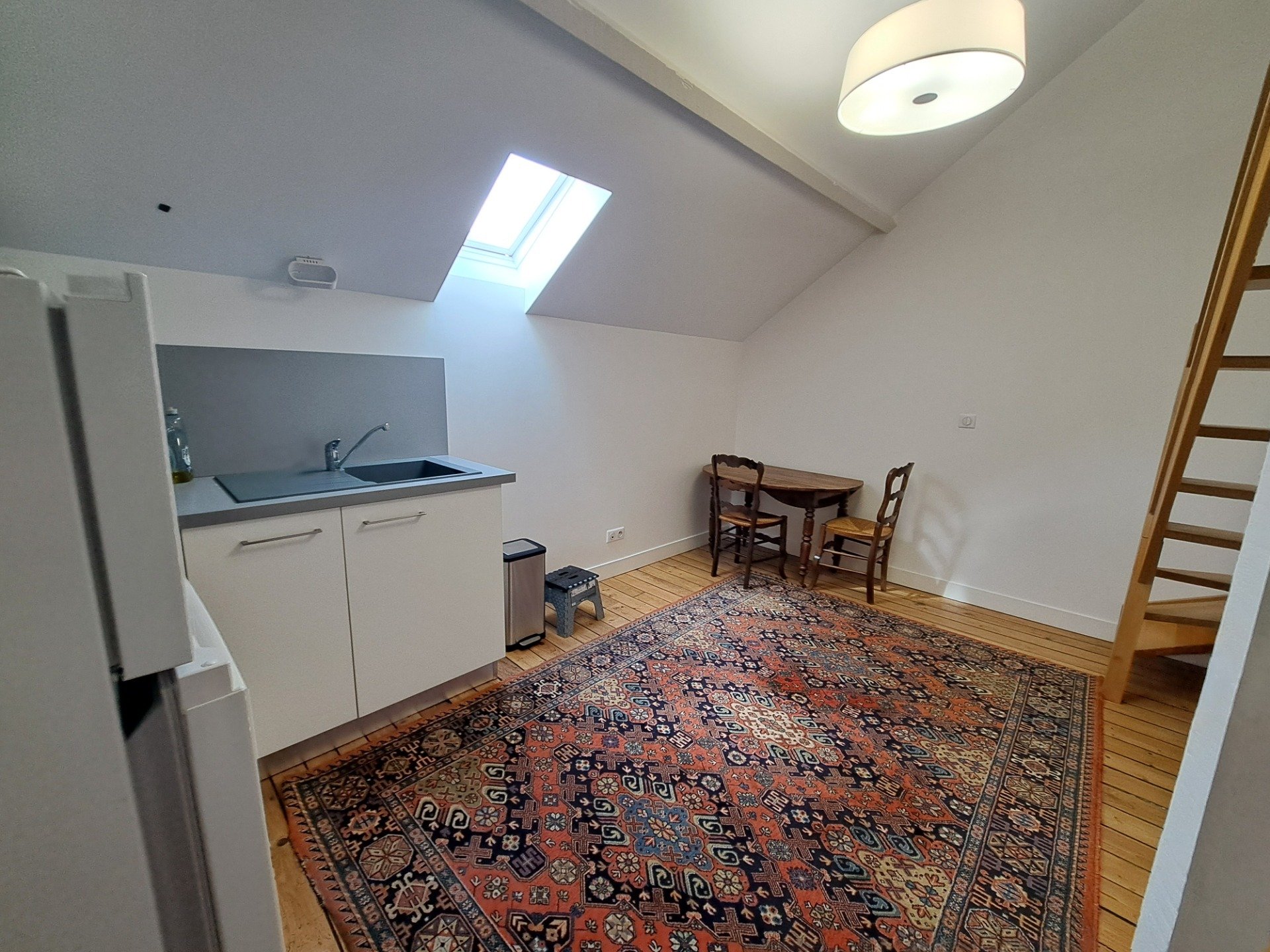 Appartement à louer, 25m², Belleu