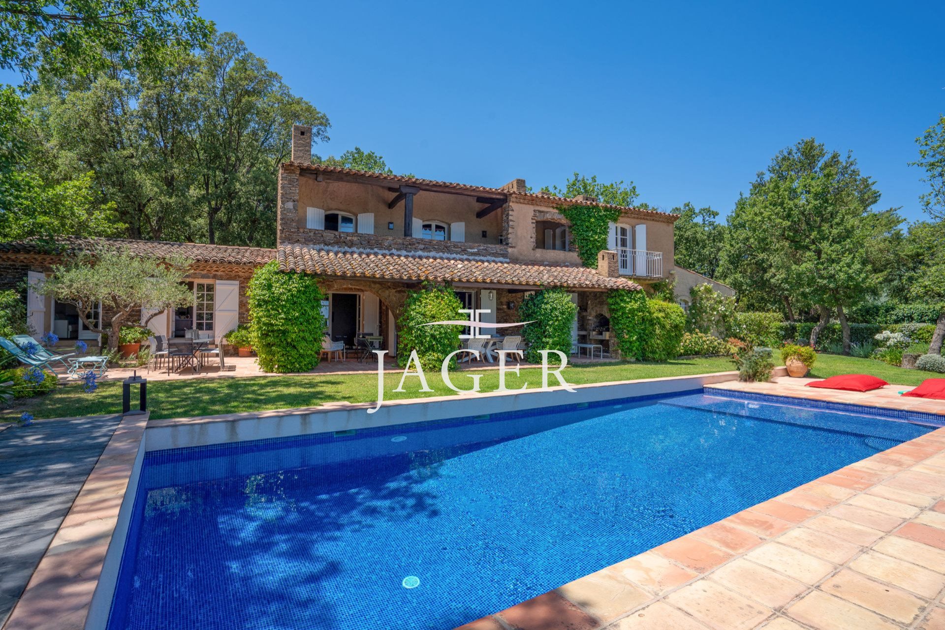 Maison à vendre, 250m², Grimaud