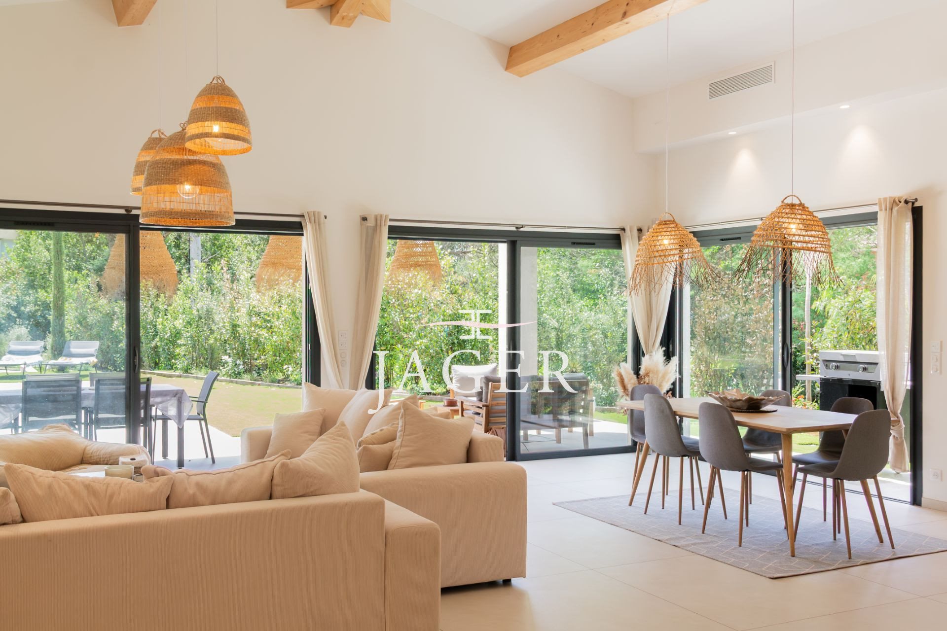 Maison à vendre, 265m², Grimaud